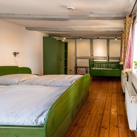 Fachwerkhotel - Ferienhaeuser Vorhof Zur Hoelle Quedlinburg Exteriör bild