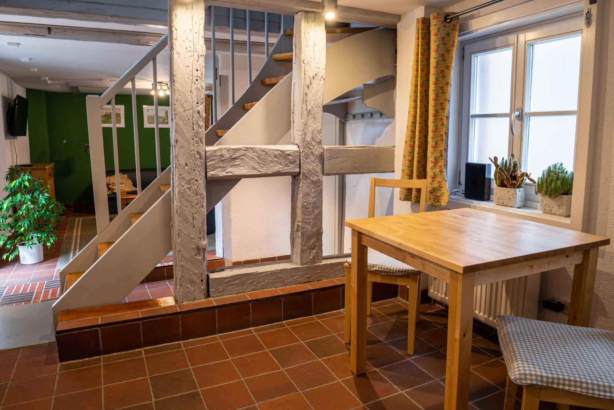 Fachwerkhotel - Ferienhaeuser Vorhof Zur Hoelle Quedlinburg Exteriör bild