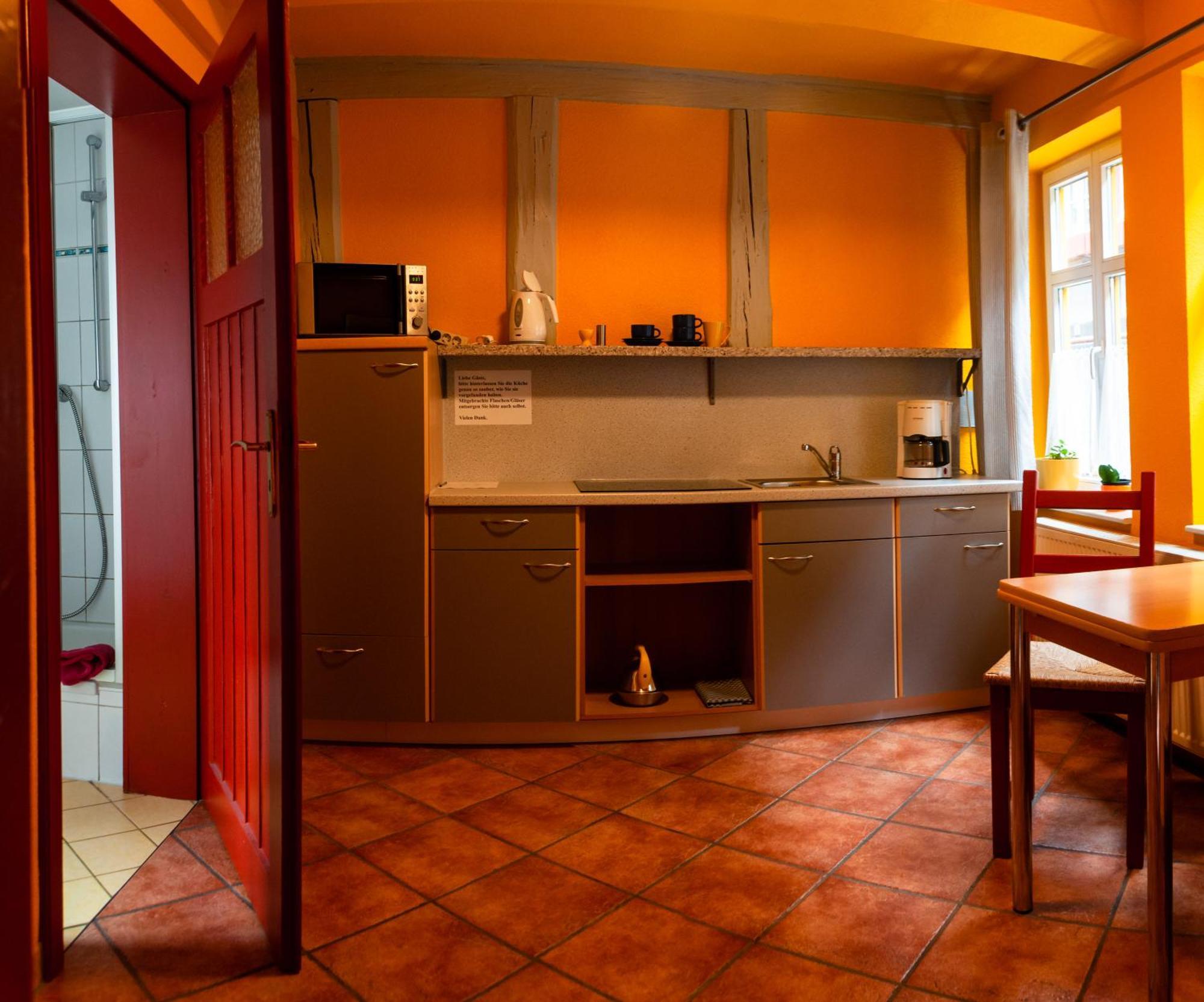 Fachwerkhotel - Ferienhaeuser Vorhof Zur Hoelle Quedlinburg Exteriör bild