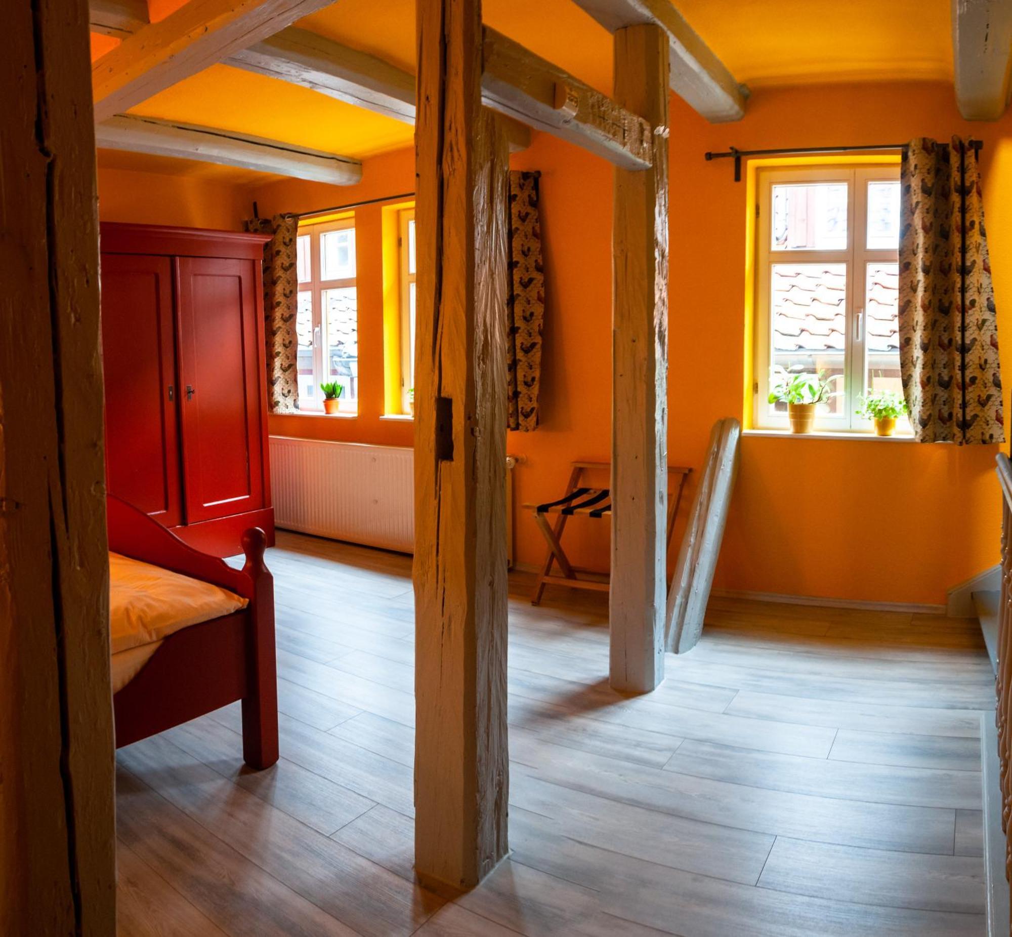 Fachwerkhotel - Ferienhaeuser Vorhof Zur Hoelle Quedlinburg Exteriör bild