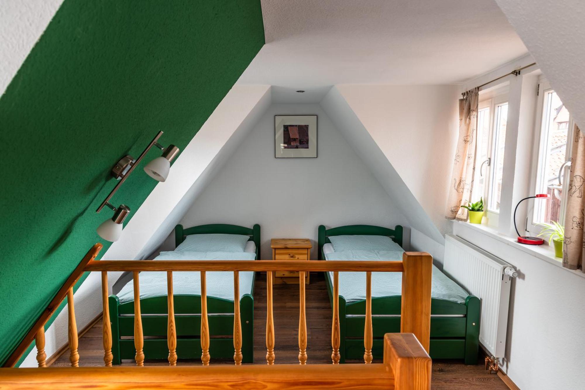 Fachwerkhotel - Ferienhaeuser Vorhof Zur Hoelle Quedlinburg Exteriör bild